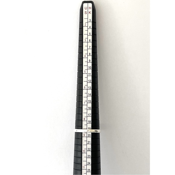 SATYA .925 Silver Om Symbol Ring - Picture 9 of 10